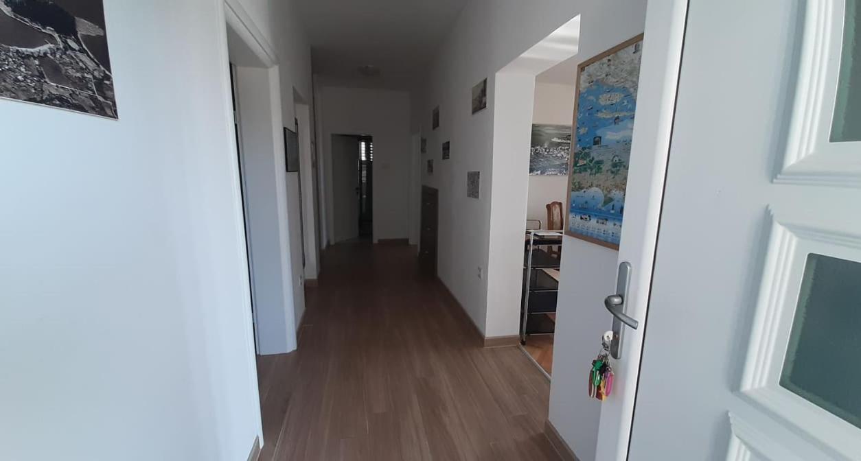 Apartments Villa Ravlic Макарска Екстериор снимка