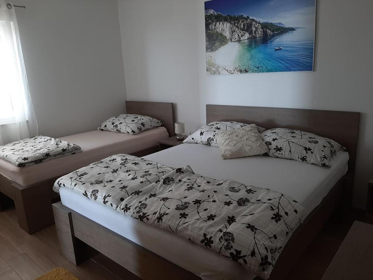 Apartments Villa Ravlic Макарска Екстериор снимка