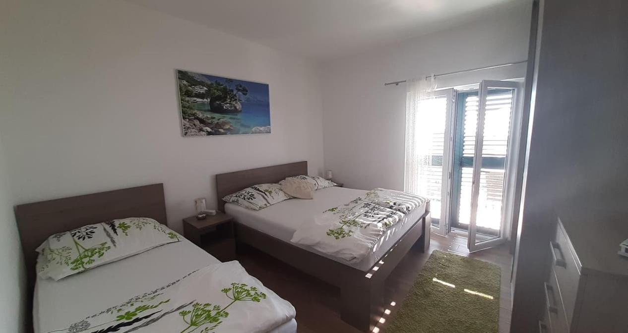 Apartments Villa Ravlic Макарска Екстериор снимка